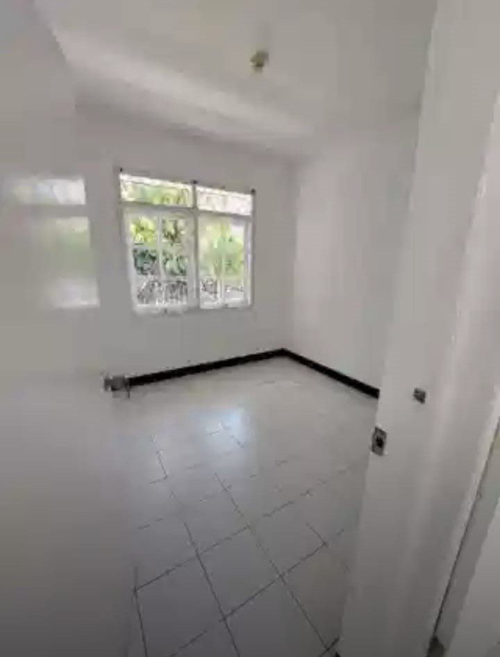 Disewajkan Rumah Strategis Siap Huni Di ARCAMANIK - KOTA BANDUNG - Foto 8