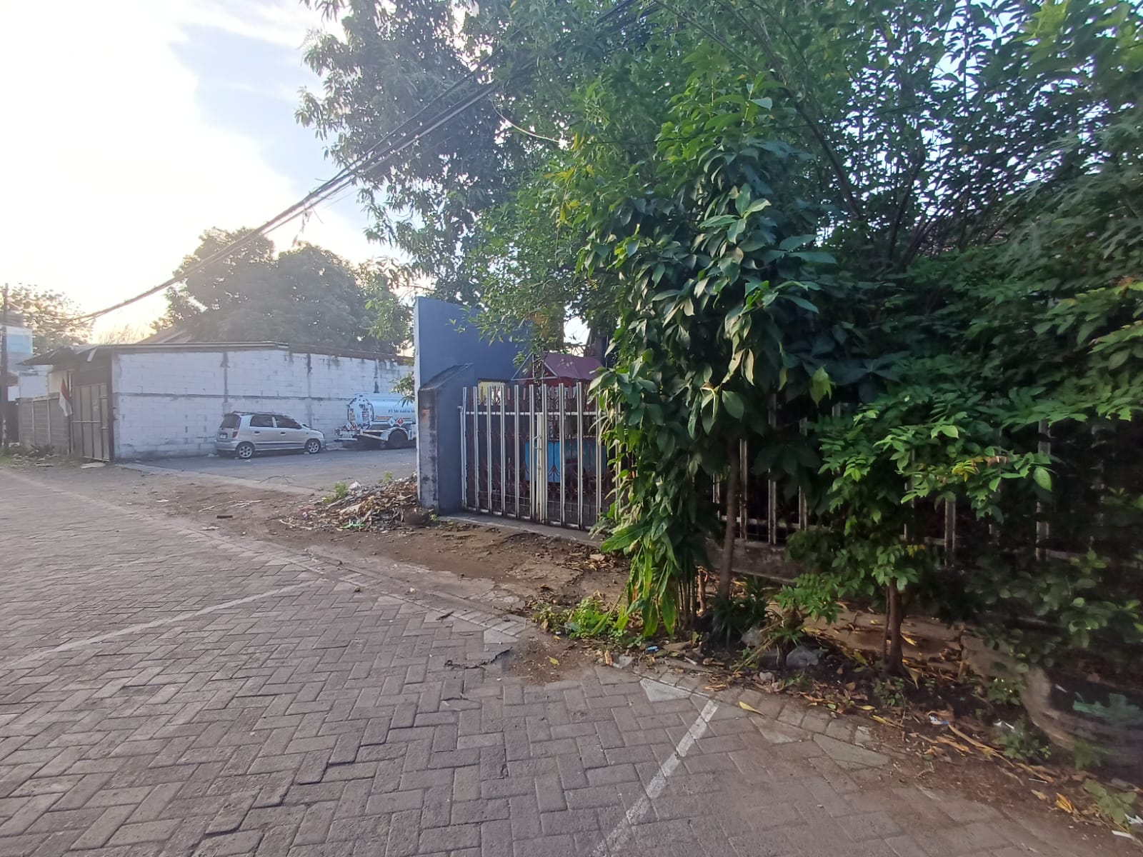 Jual Cepat Rumah Hitung Tanah Lokasi Strategis @Kutisari Selatan Surabaya - Foto 2