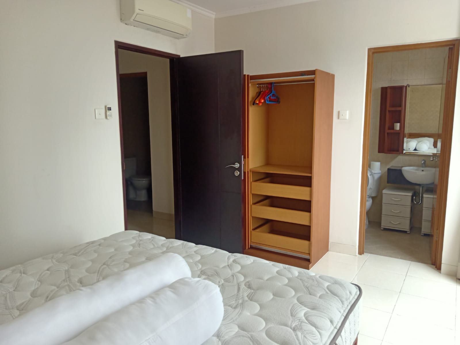 Disewakan Rumah/Town House Cosmo Park di atas Mall Thamrin City - Foto 9