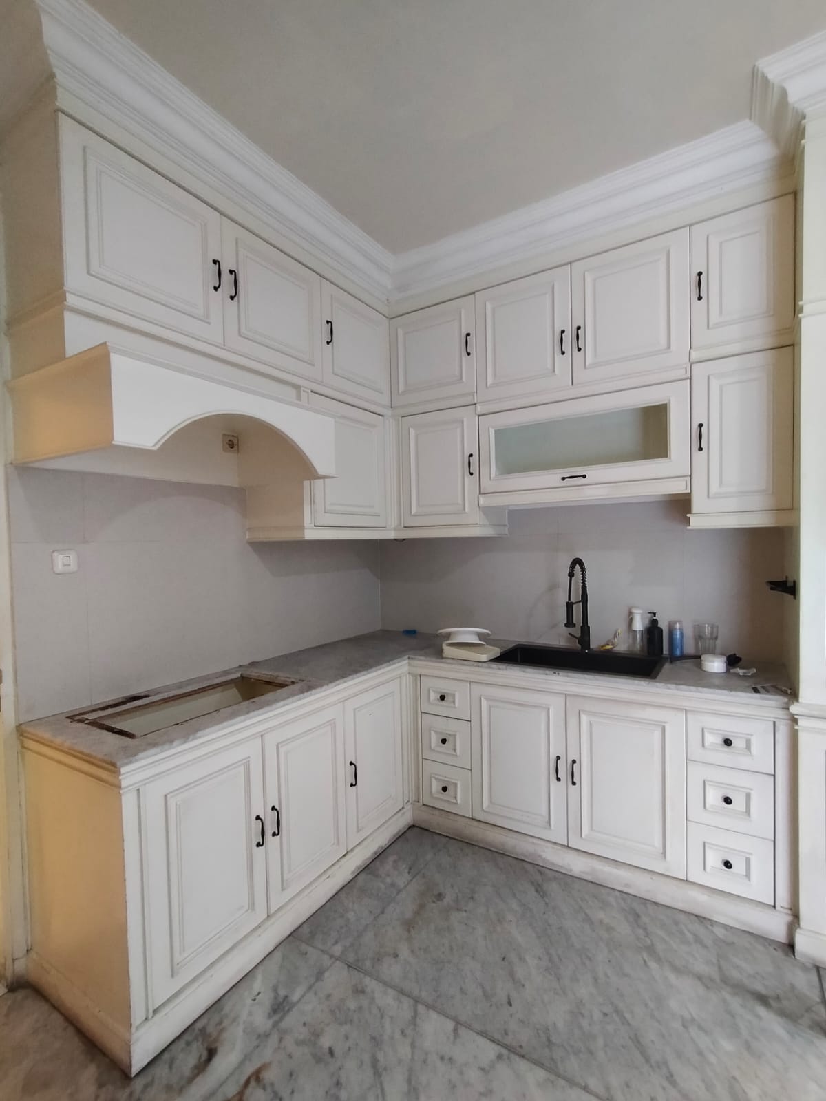 Disewakan Rumah 2 Lantai di Kebayoran Lama - Jakarta Selatan - Foto 7